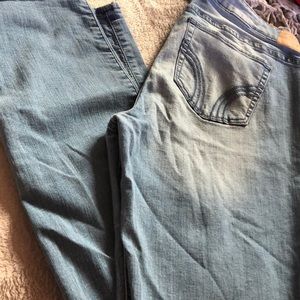 Hollister jeans